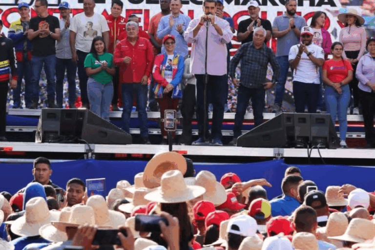 Maduro: «Si los gringos quisiera un diálogo respetuoso, de igual a igual, lo haríamos»
