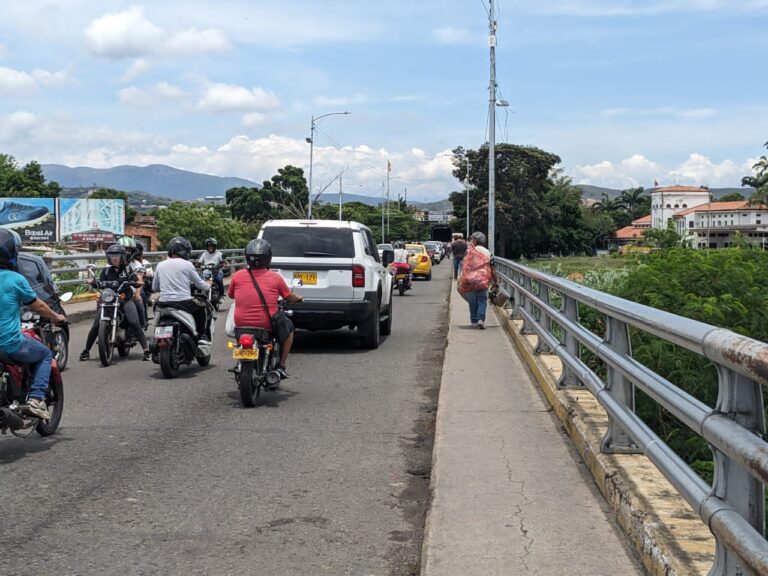 Lento el ingreso a Colombia