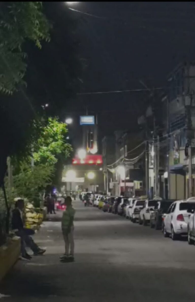 «La larga espera se evitaría con una frontera abierta las 24 horas»