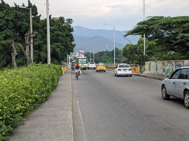 Así transcurre el tránsito binacional este Jueves Santo