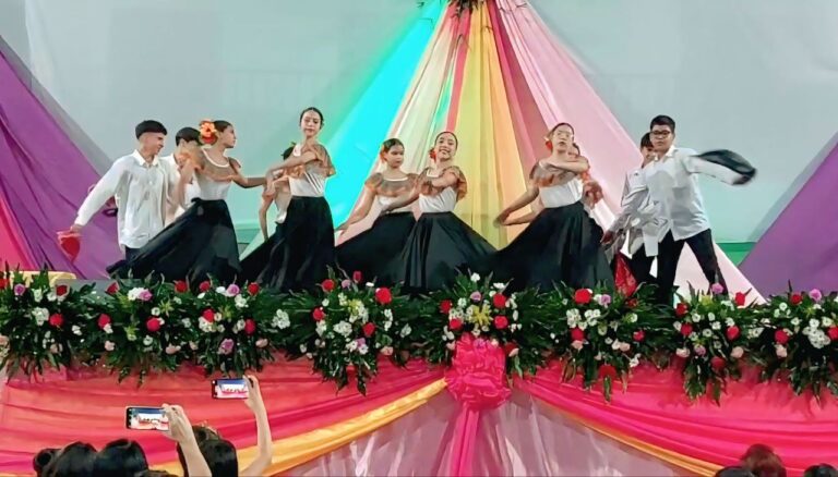 Homenaje artístico cultural para las madres