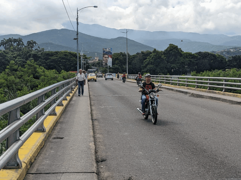 Lunes fluido en el tramo binacional