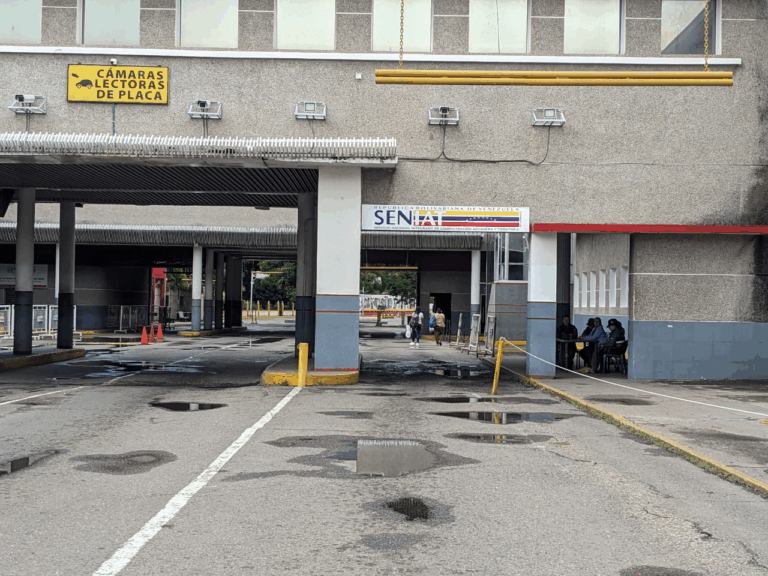 Más de 500 pacientes han cruzado el canal humanitario