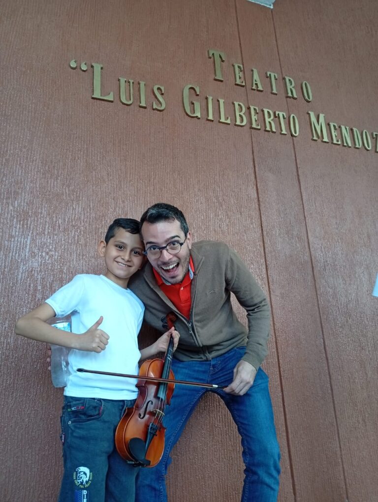 Músico que dirigió la orquesta más grande del mundo visitó el Táchira