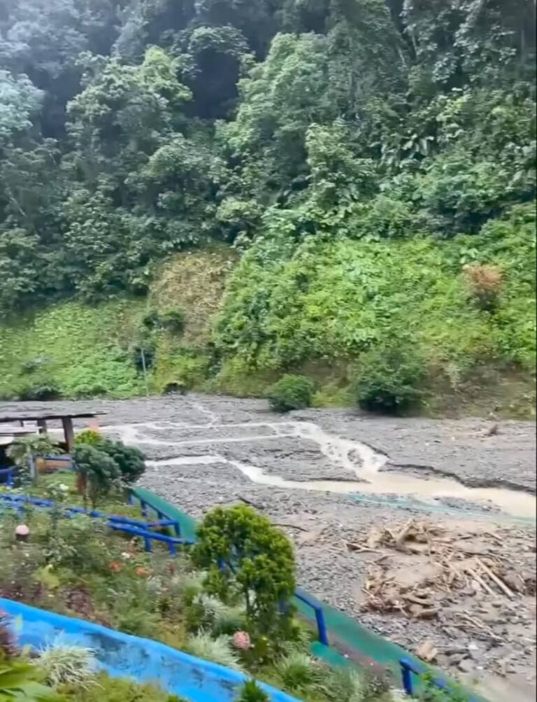 Destruido el balneario Las Mesitas en San José de Bolívar