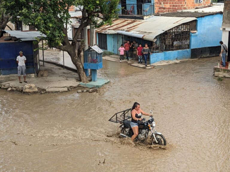 «Otra vez se nos metió el río»: habitantes de La Parada
