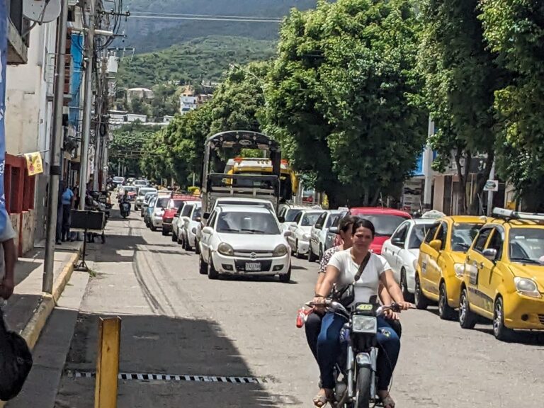 Lento el ingreso a Colombia