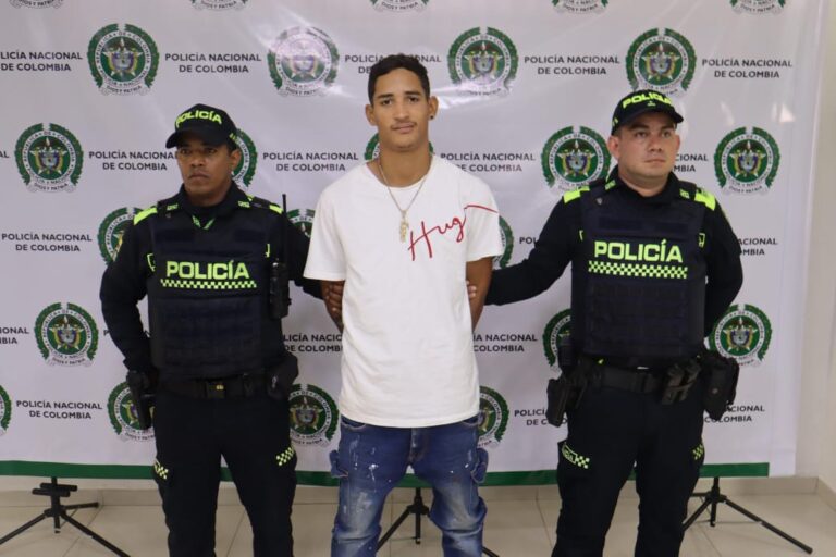 Capturan a integrante de «La Familia P» cuando intentaba huir en una moto hurtada