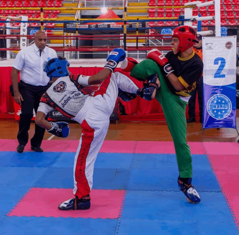 Peleadores tachirenses brillaron en la Copa Táchira 2025 de Kickboxing