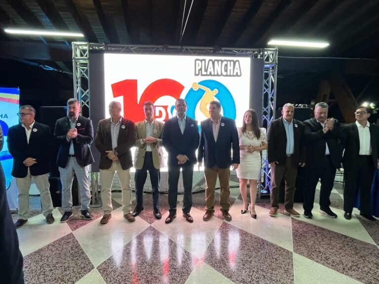Plancha 100 hacia la transformación del Club Demócrata en la ruta al centenario