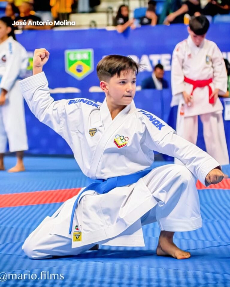 Los tachirenses Bárbara Parra y José Antonio Molina al panamericano de Karate en Paraguay