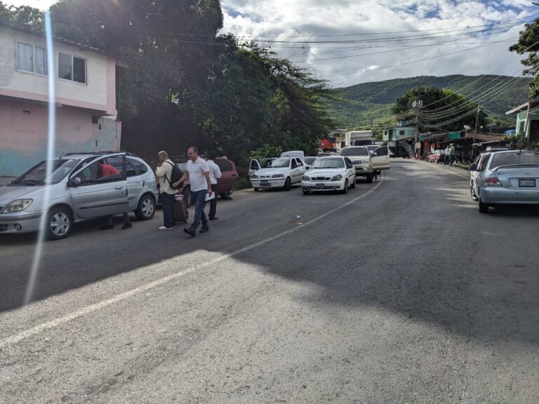 En Peracal y otras zonas esperan no ser aislados de San Antonio este fin de semana