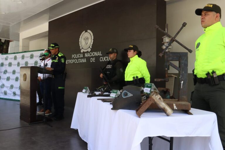 Desmantelan armería clandestina en frontera