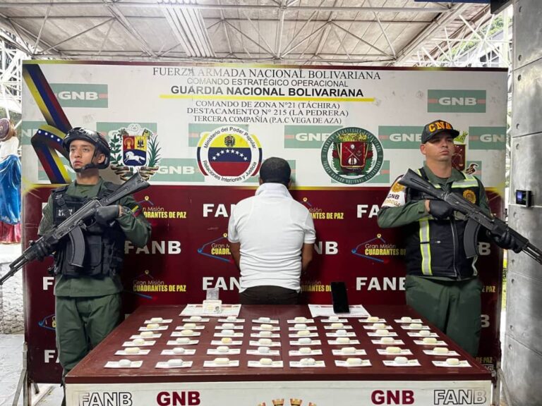 Capturado en Vega de Aza con droga en su estómago