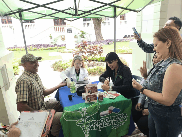 Más de 150 trabajadores del CLET atendidos en jornada médico social