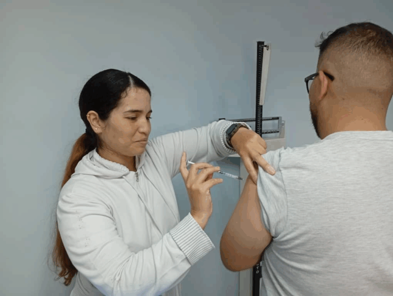 Con el apoyo de Sirca; IPP y Antituberculoso desarrollaron jornada de vacunación gratuita