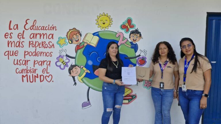 Aba Ultra conecta a instituciones educativas y CBIT en San Cristóbal