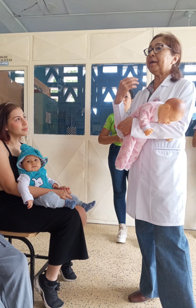 En Cárdenas se fortalece la promoción de la lactancia materna y parto humanizado