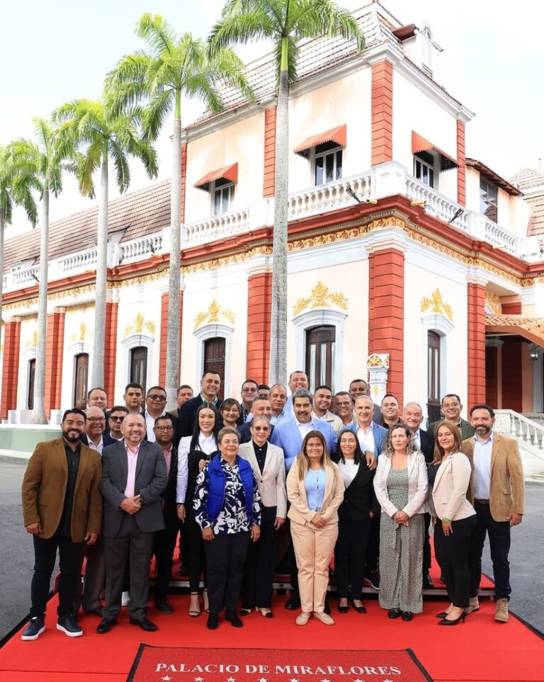 Alcaldes del Táchira se reunieron con el presidente Maduro en Caracas