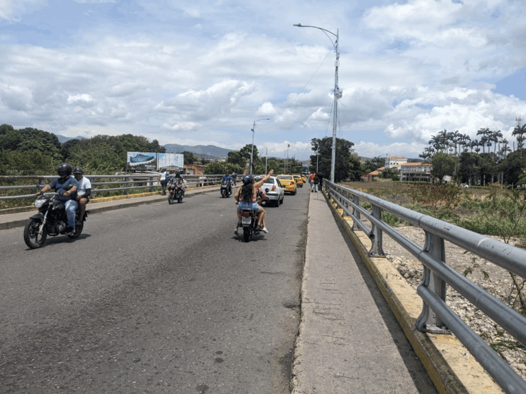 Sin contratiempo el paso binacional