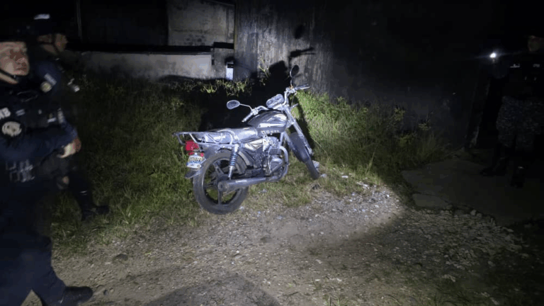 CPNB recupera motocicleta abandonada en el sector Cañaveral de San Juan de Colón