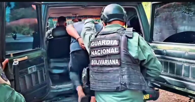 Intentó escabullirse en Ureña con dos kilos de estupefacientes ocultos en su morral