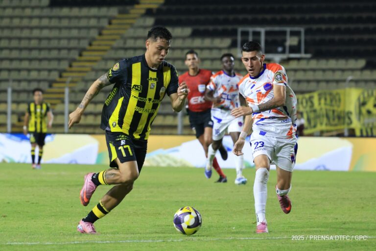 Seis equipos por 3 cupos a los cuadrangulares del Clausura 2025