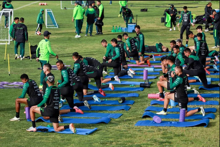 Bolivia vuelve a entrenar con la mira puesta en Brasil