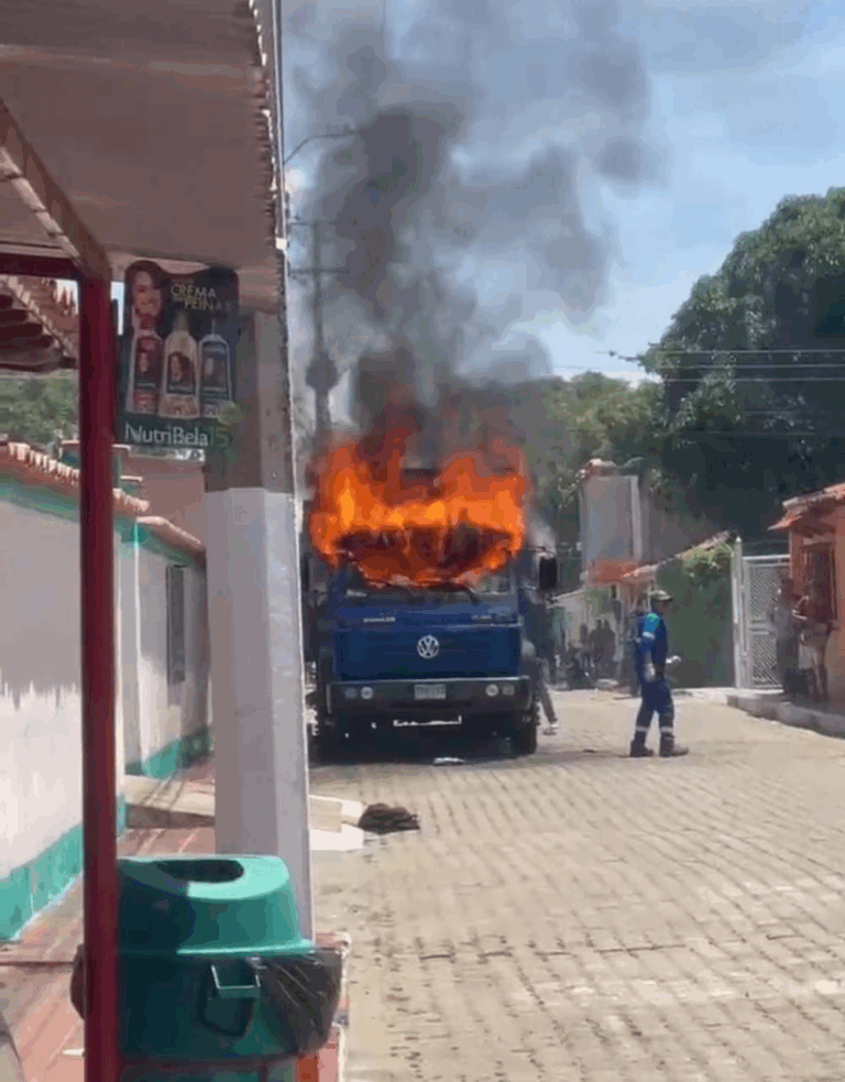 Queman otro vehículo en Norte de Santander
