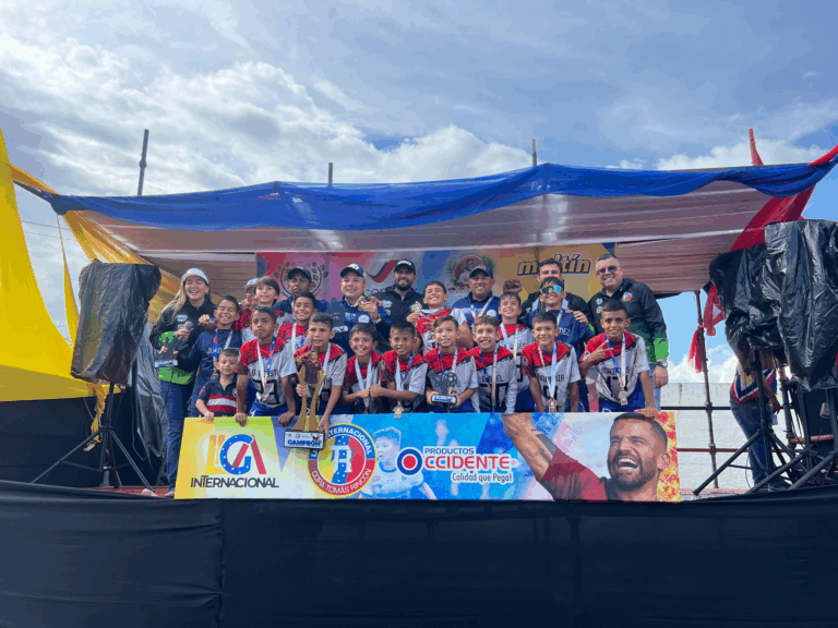 Escuela de fútbol 12 de Febrero de Táchira triunfó en Lara y Yaracuy