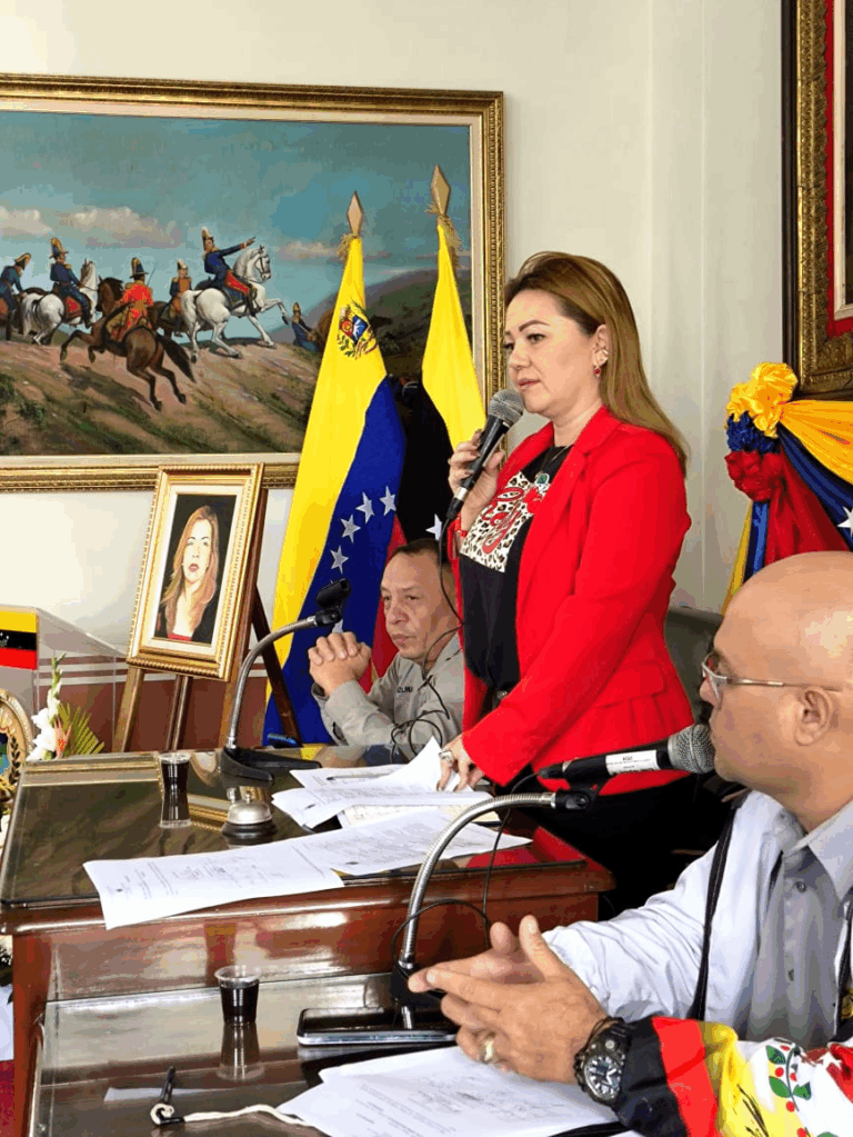 Presidenta del CLET defiende gestión de Maduro y destaca avance del Poder Comunal
