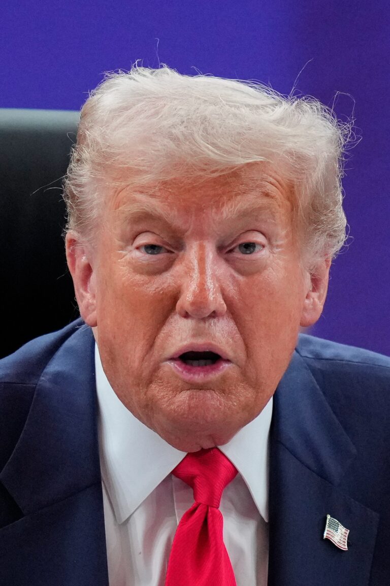 Trump anunciará aranceles para Colombia