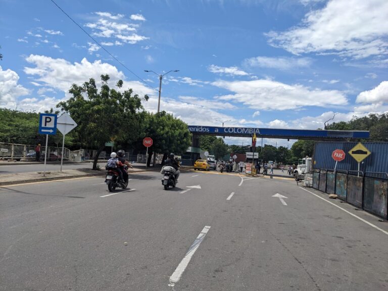Cesó protesta de la DIAN en frontera