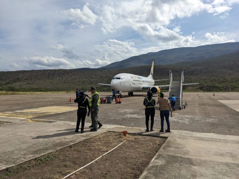 Aerolínea Turpial se estrena en la pista de la frontera