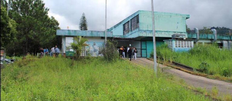 Murió tras caer de escalera cuando revisaba cables de electricidad en La Tinta