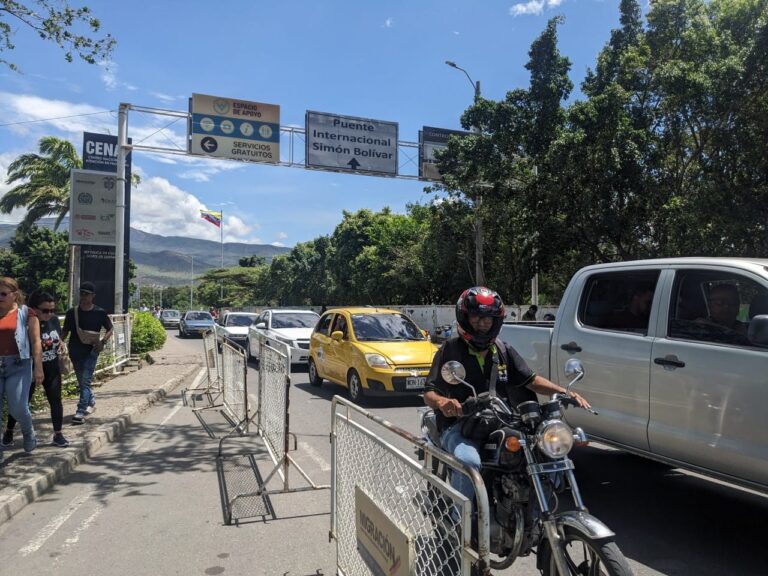 «Los cierres de frontera deben anunciarse con días de antelación para poder prepararnos»