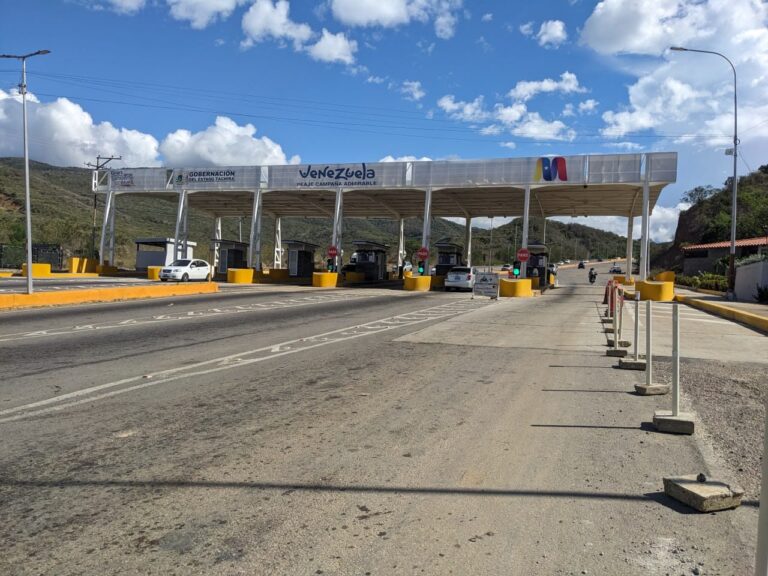 Libre el peaje de frontera mientras reactivan los pagos electrónicos