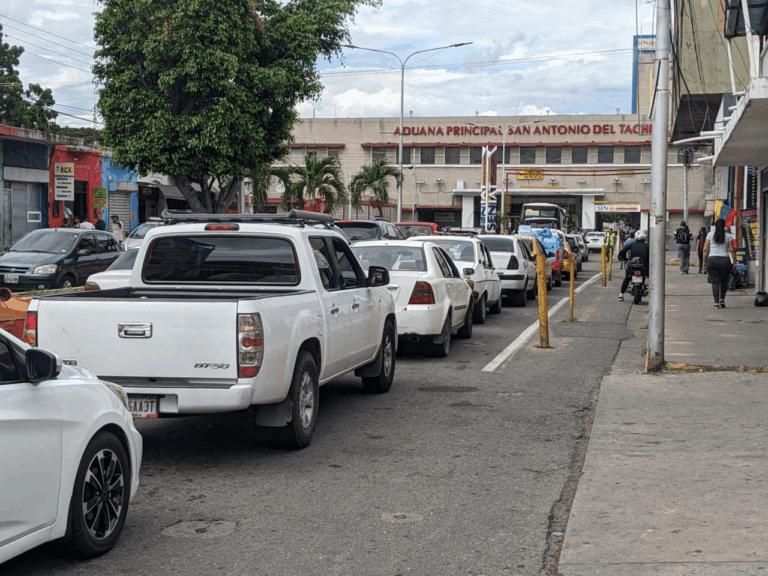 Lento el ingreso a Colombia