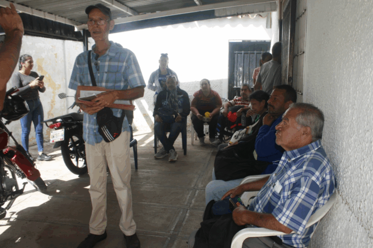 Denuncian ausencia de médicos y fallas eléctricas en Unidad de Diálisis Diasanca