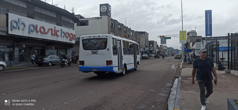 Denuncian: “Ya no se puede estacionar en la Quinta Avenida”