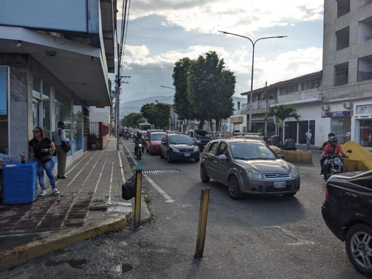 Insisten en la reactivación de las casas de cambio antes de que culmine el 2025