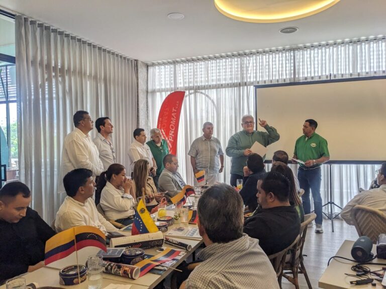 Constituido el Comité Empresarial Binacional