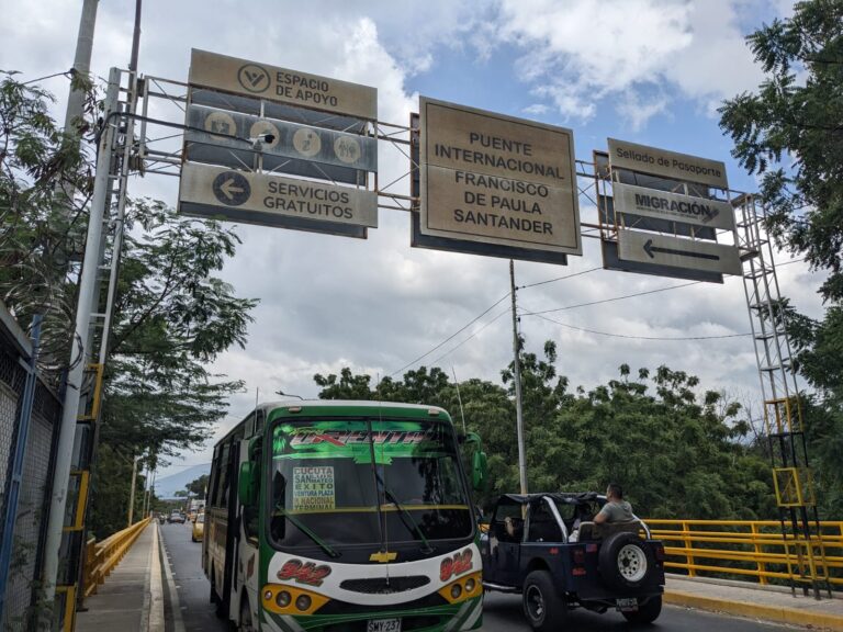 Piden respetar las reglas en torno al transporte de pasajeros binacional