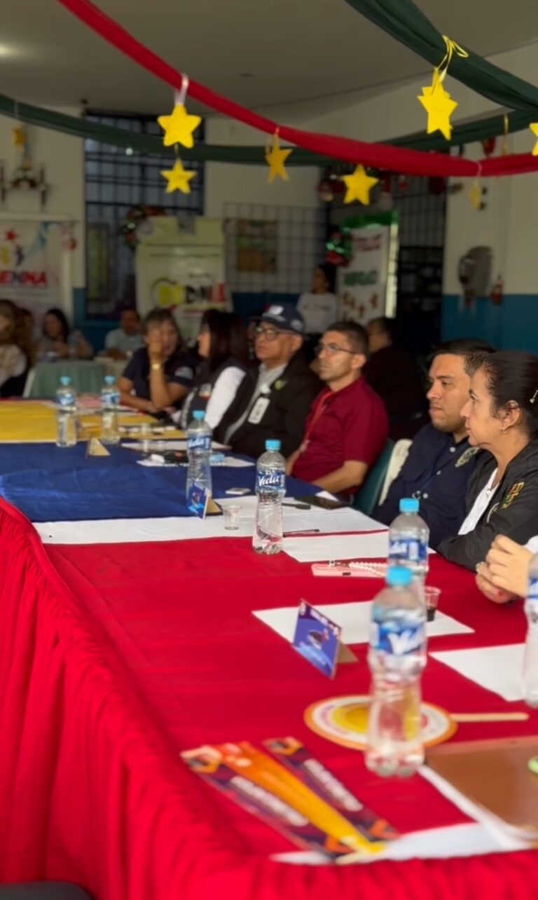 Tribunales móviles atendieron a cientos de personas en el municipio Ayacucho