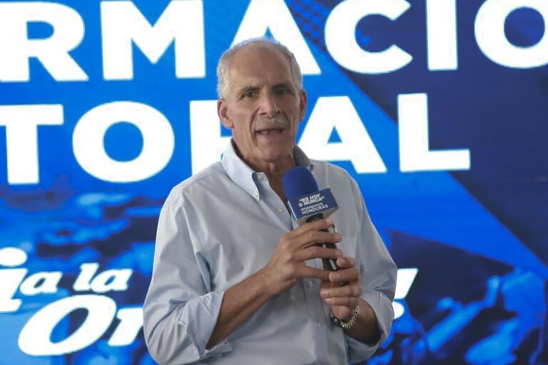 Honduras mantiene escrutinio estancado y con Asfura liderando