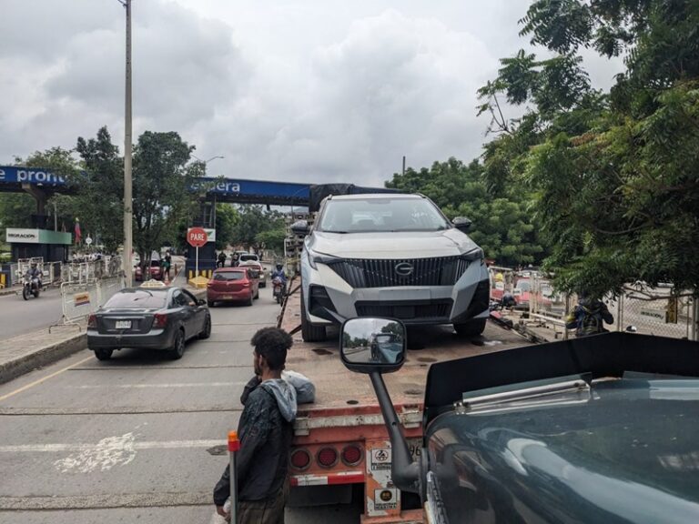 Venezuela retoma importación de vehículos por la frontera de Táchira con Norte de Santander