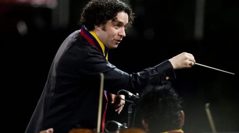 Aplazan concierto de Dudamel en España