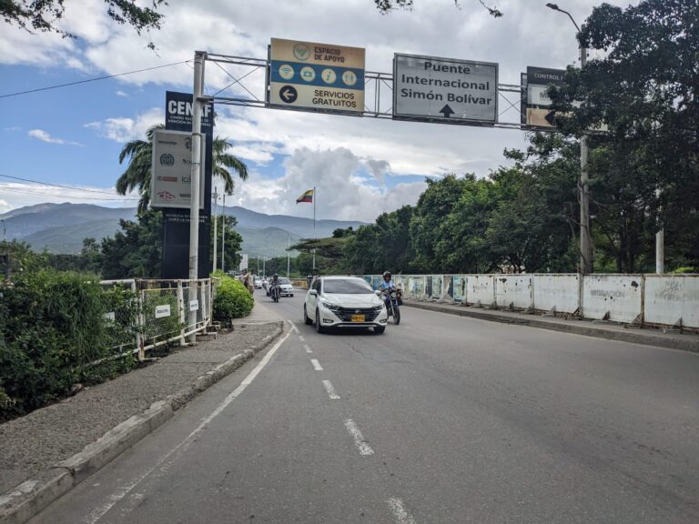 Fluido el tránsito en el puente internacional Simón Bolívar