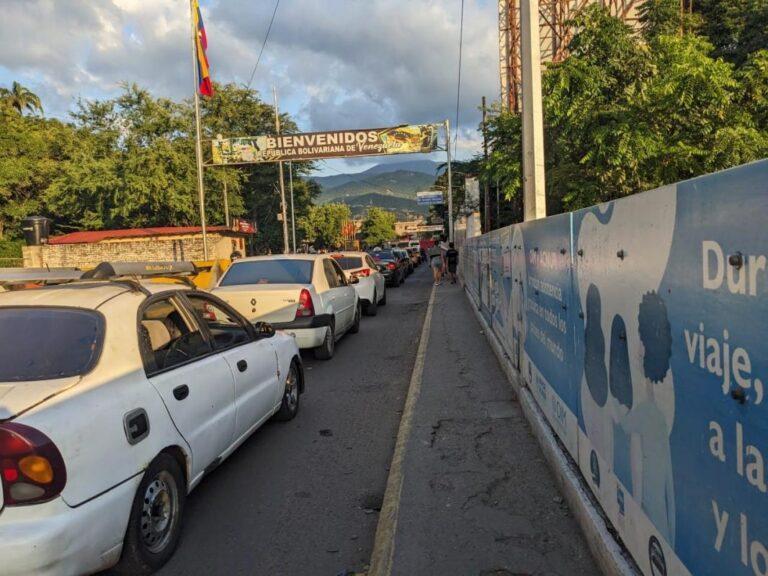 Tarde congestionada para retornar a Venezuela