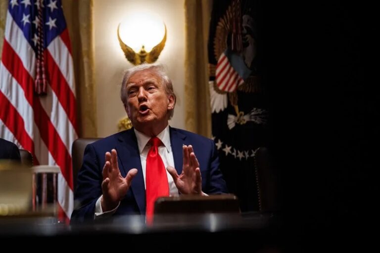 Trump dice que no desplegará tropas en Venezuela si Delcy Rodríguez «hace lo que queremos»